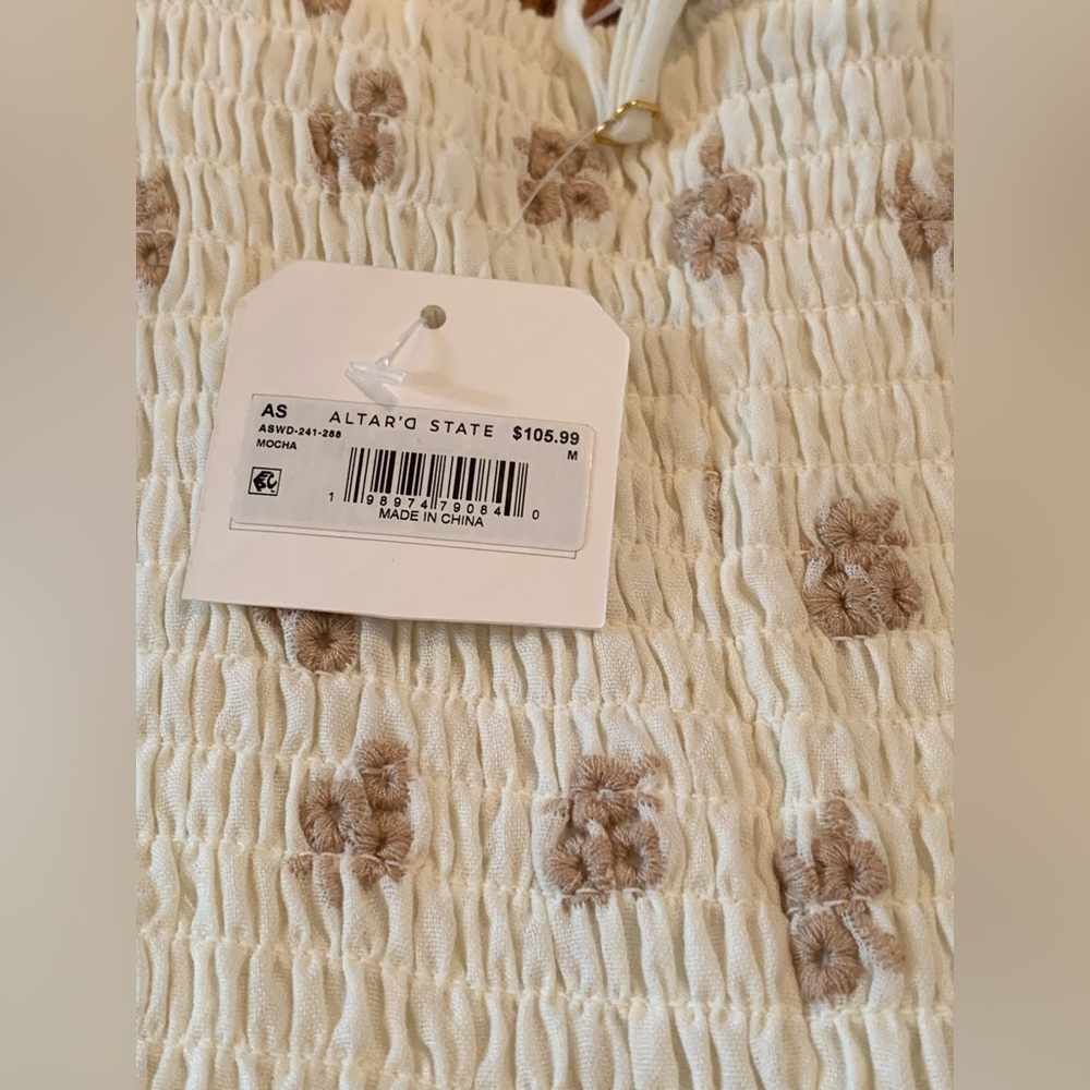 Baylor Embroidered Maxi Dress
Altar'd State In: Mocha - Picture 5 of 5